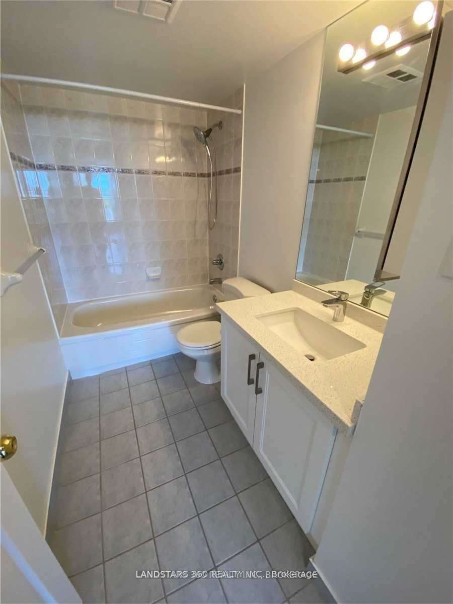 260 Doris Avenue, #1207