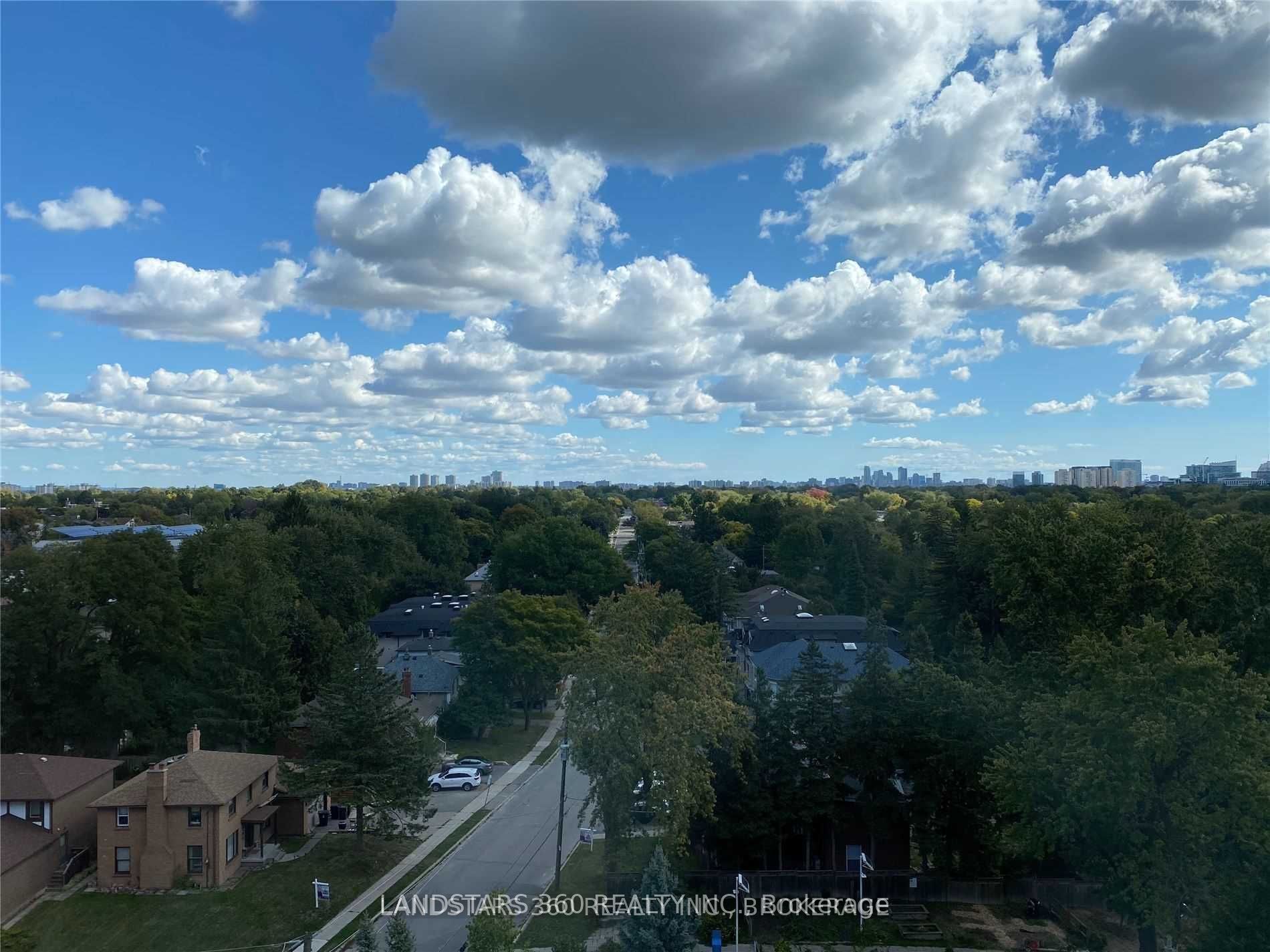 260 Doris Avenue, #1207