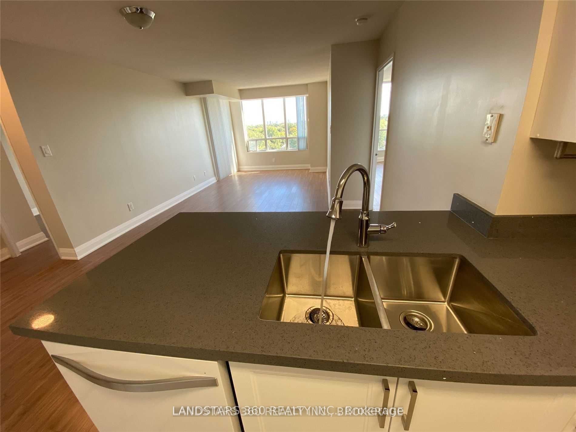 260 Doris Avenue, #1207