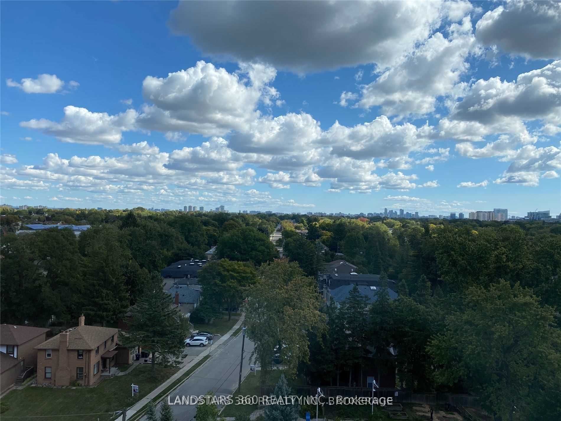 260 Doris Avenue, #1207