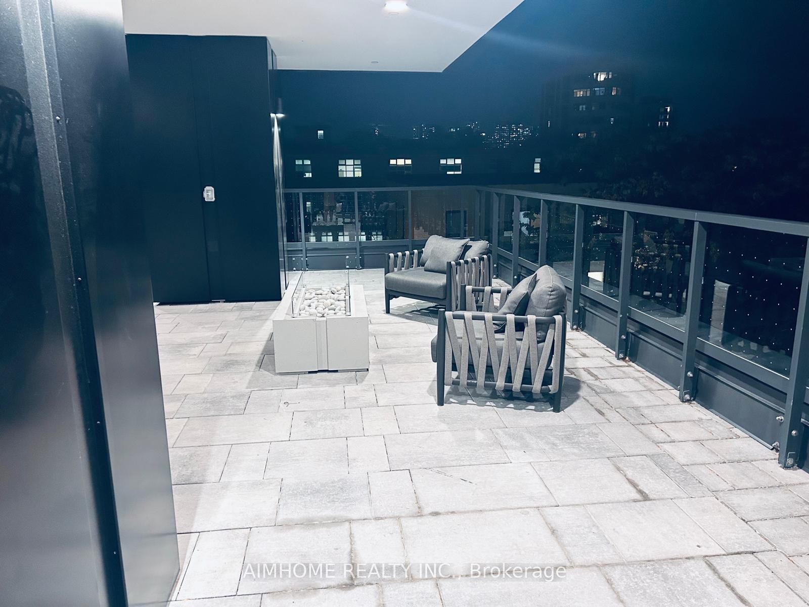 319 Jarvis Street #4606