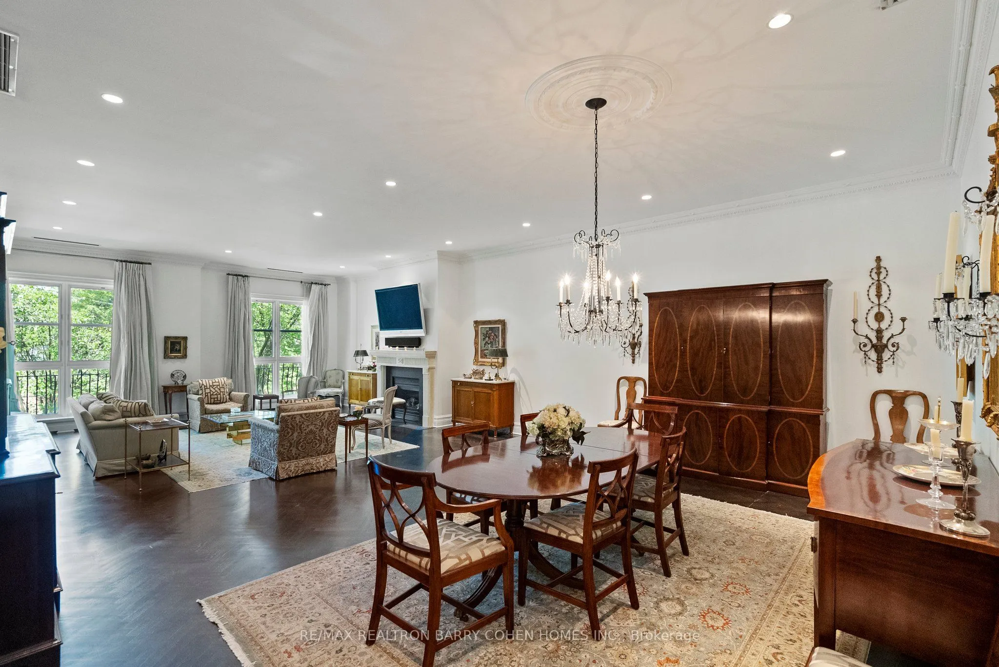 1 Post Road, #204