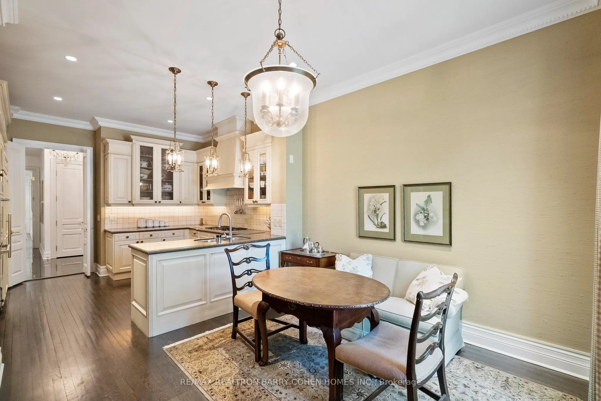 1 Post Road, #204