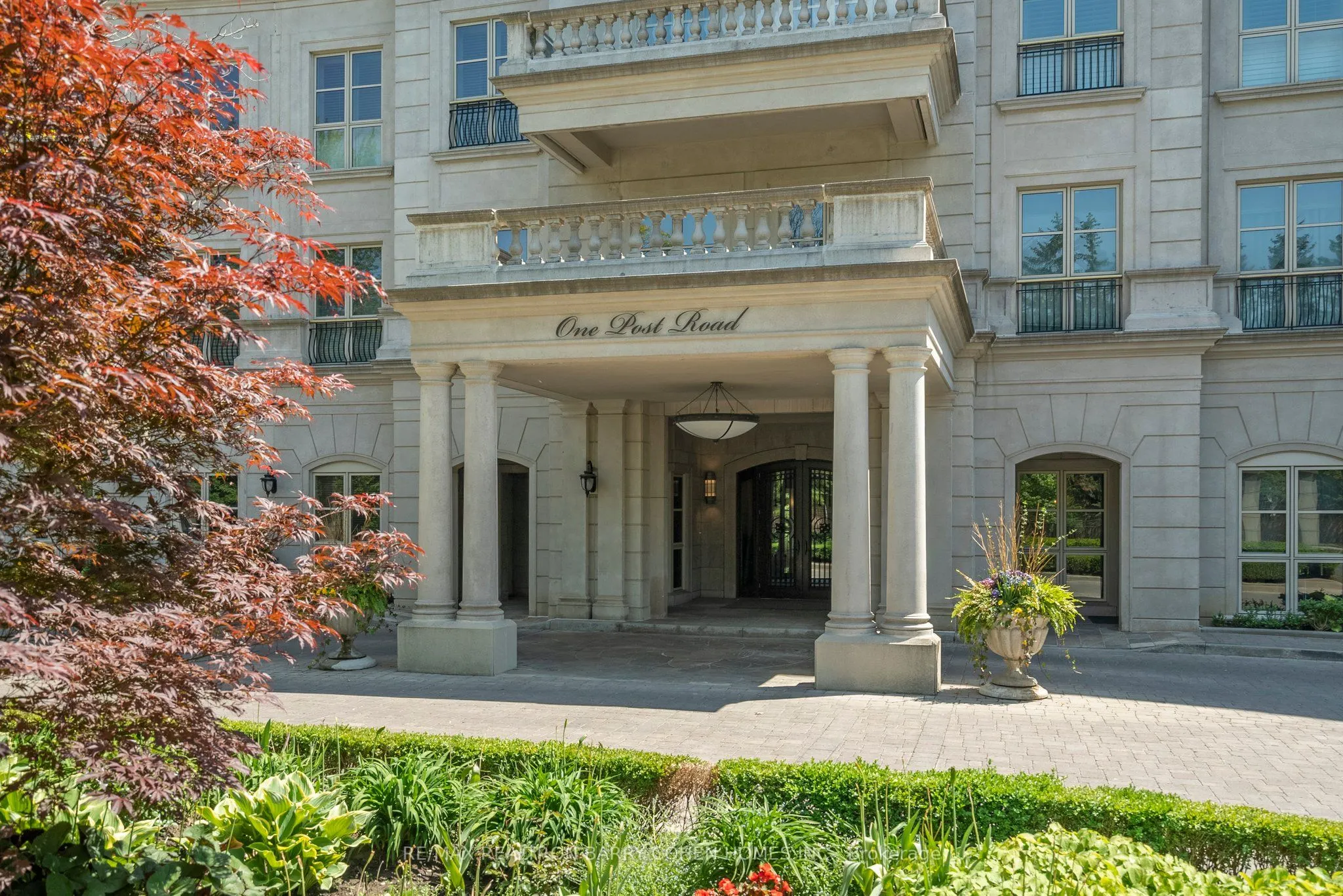 1 Post Road, #204