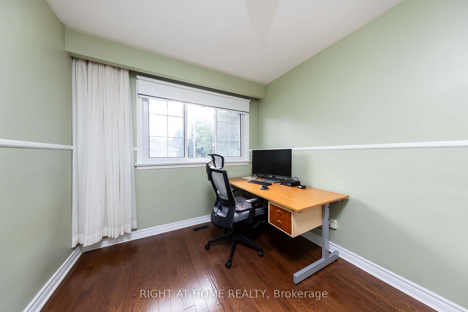 79 Heathview Avenue