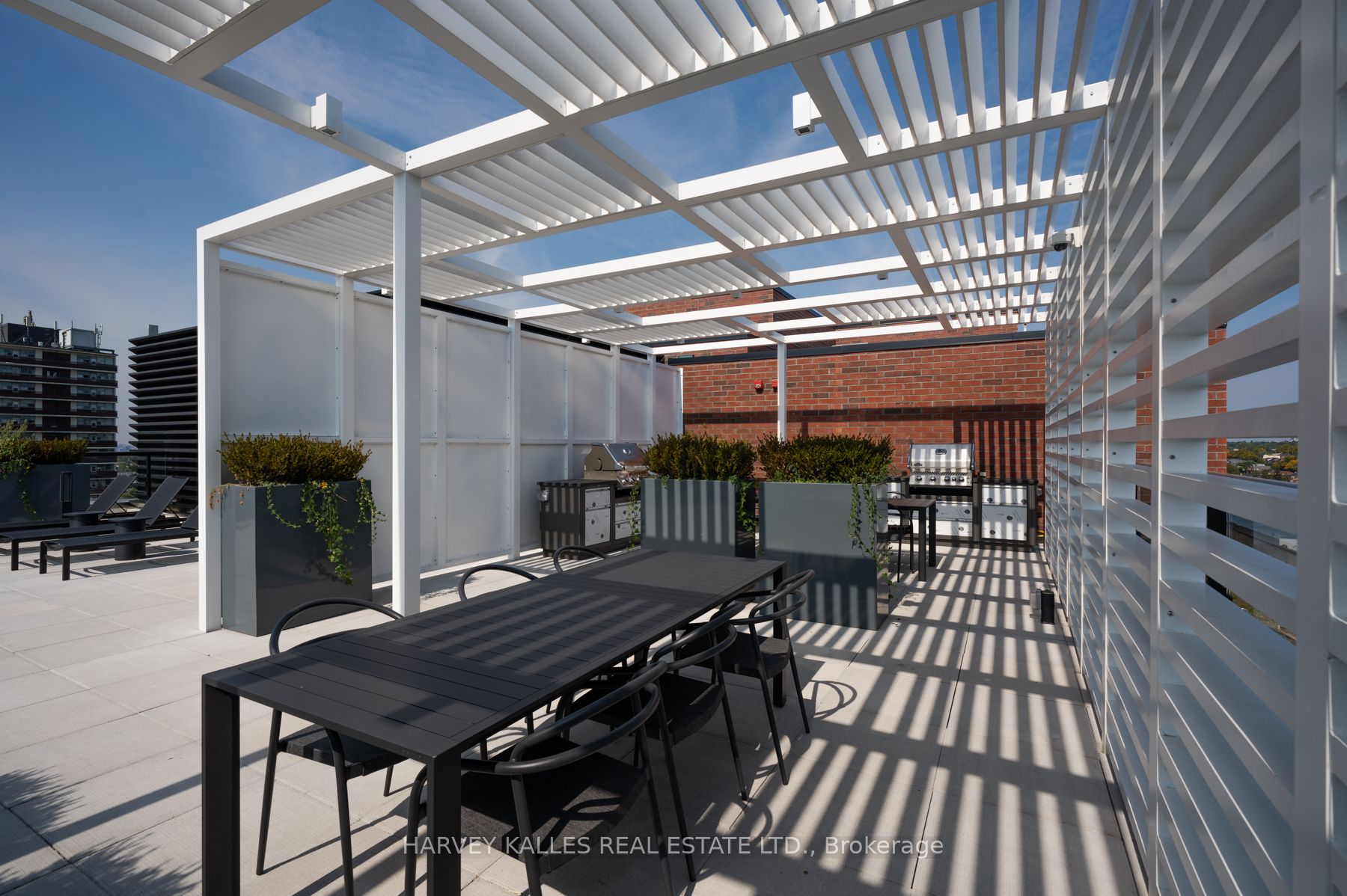 185 Alberta Avenue #1105