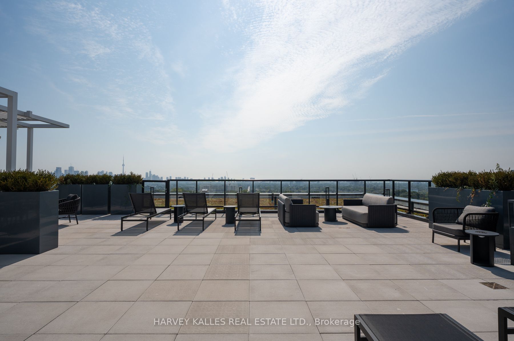 185 Alberta Avenue #1105