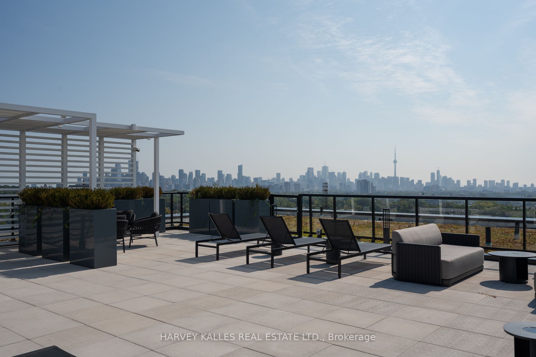185 Alberta Avenue #1105