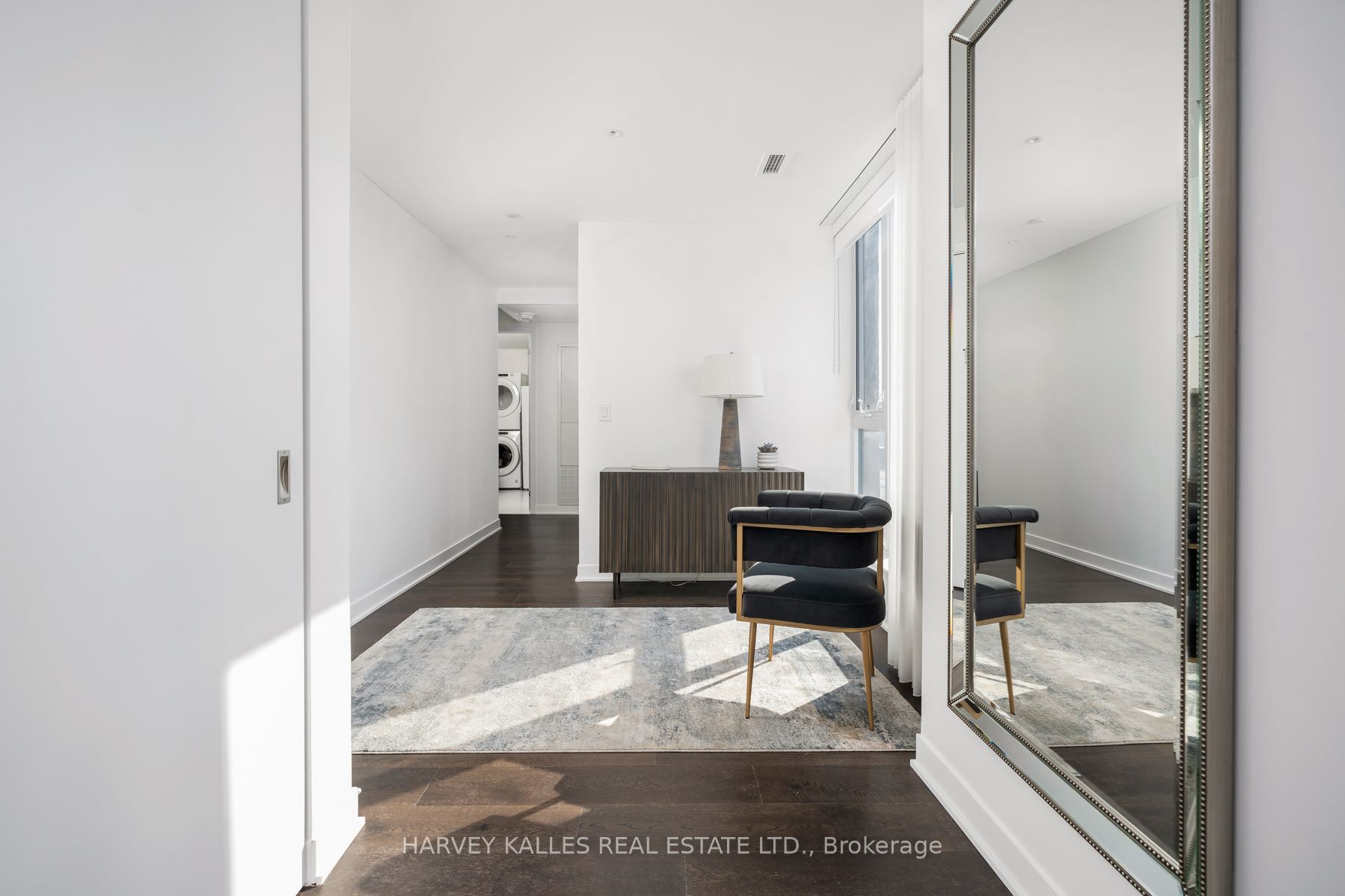 185 Alberta Avenue #1105