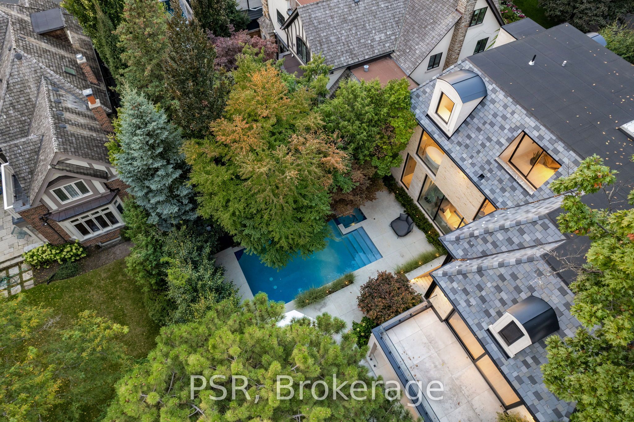 5 Dewbourne Avenue