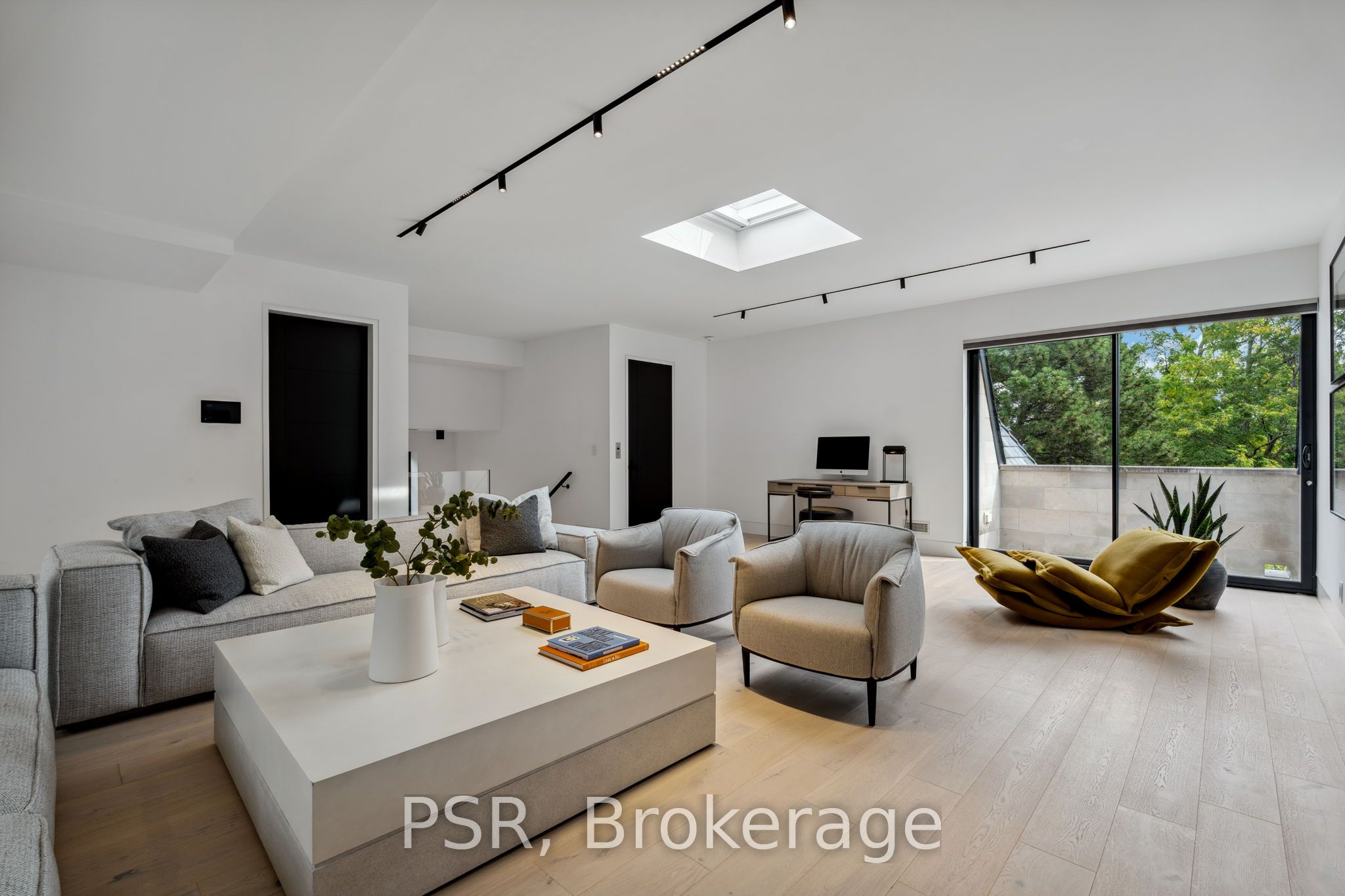 5 Dewbourne Avenue