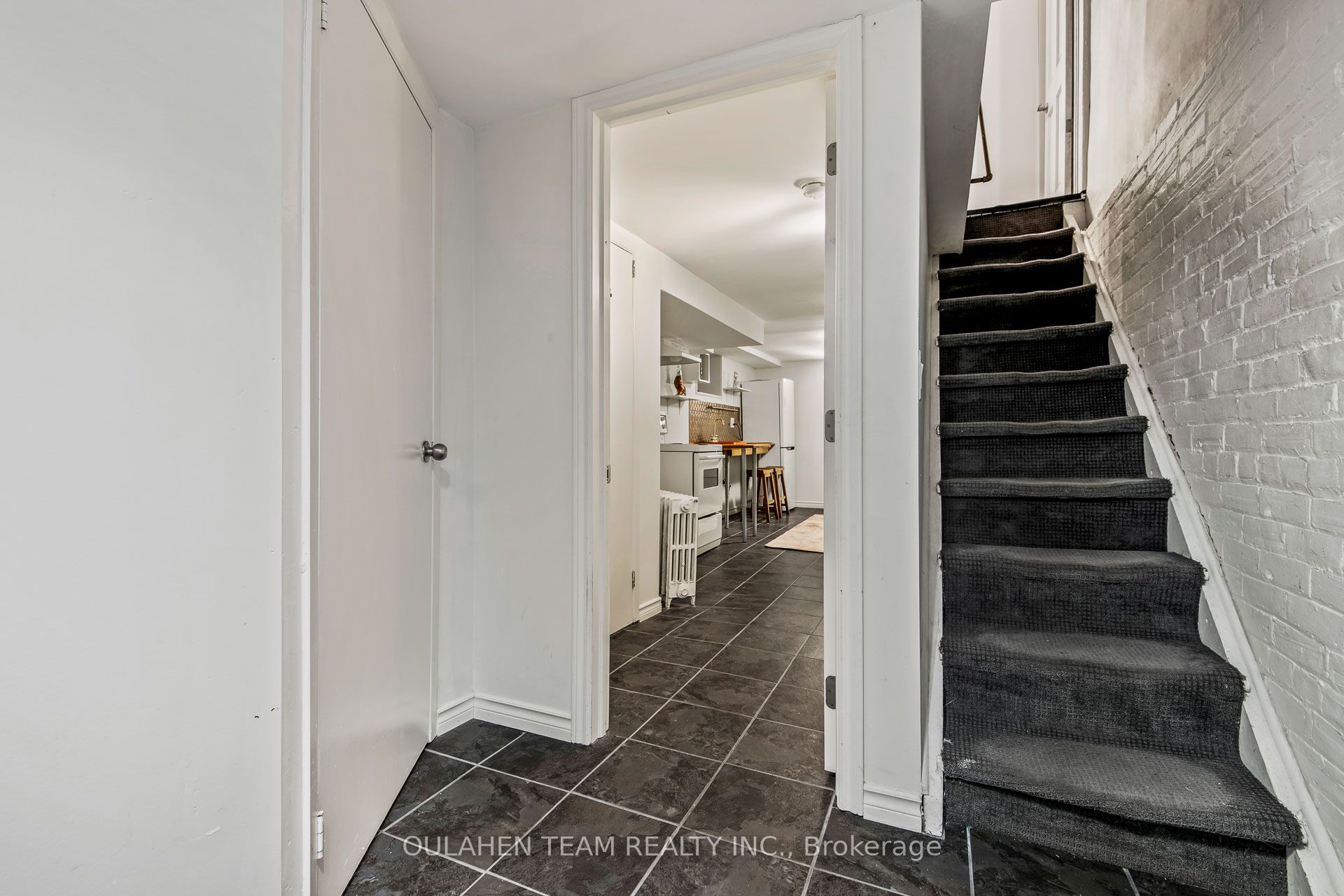 115 Gore Vale Avenue