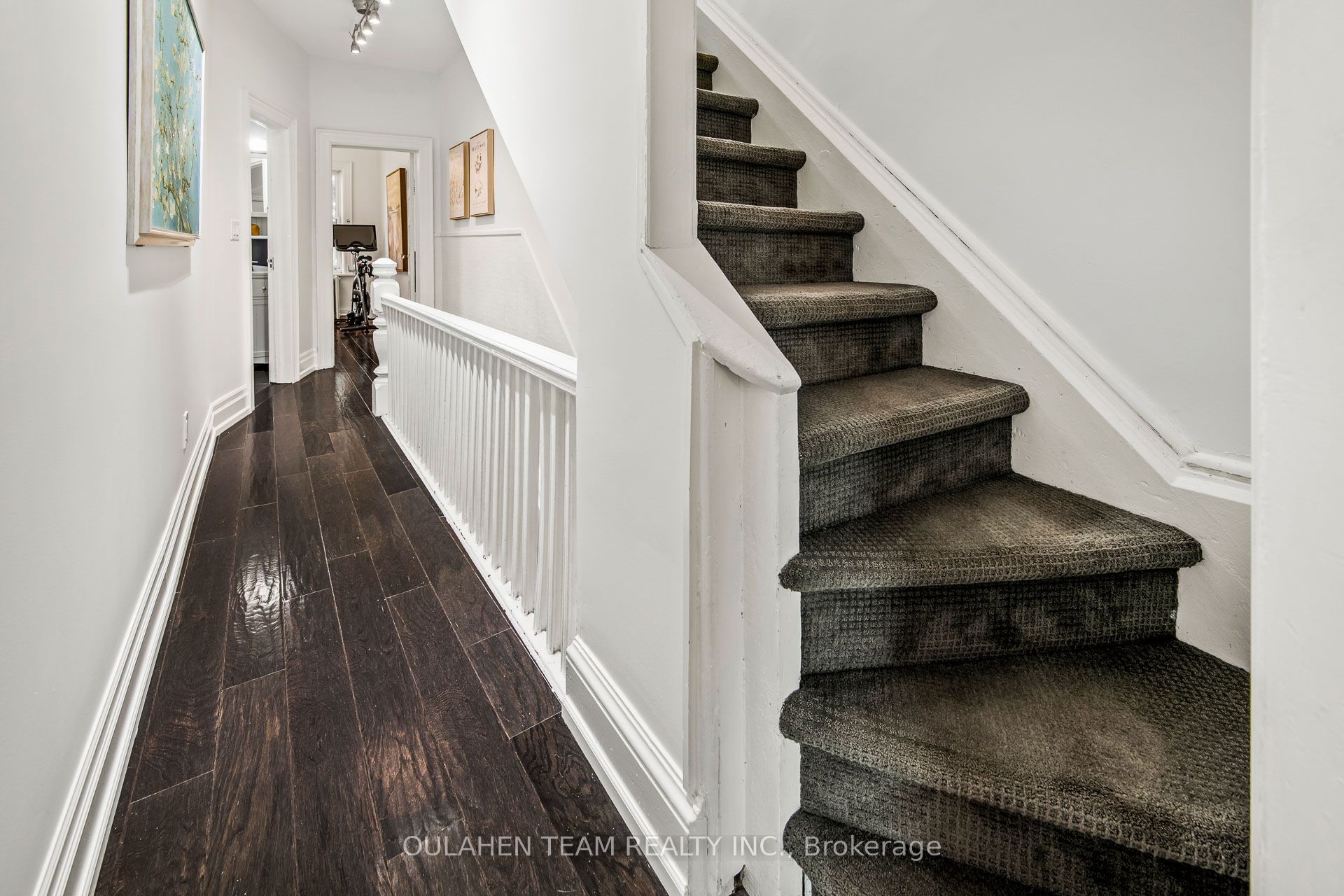 115 Gore Vale Avenue
