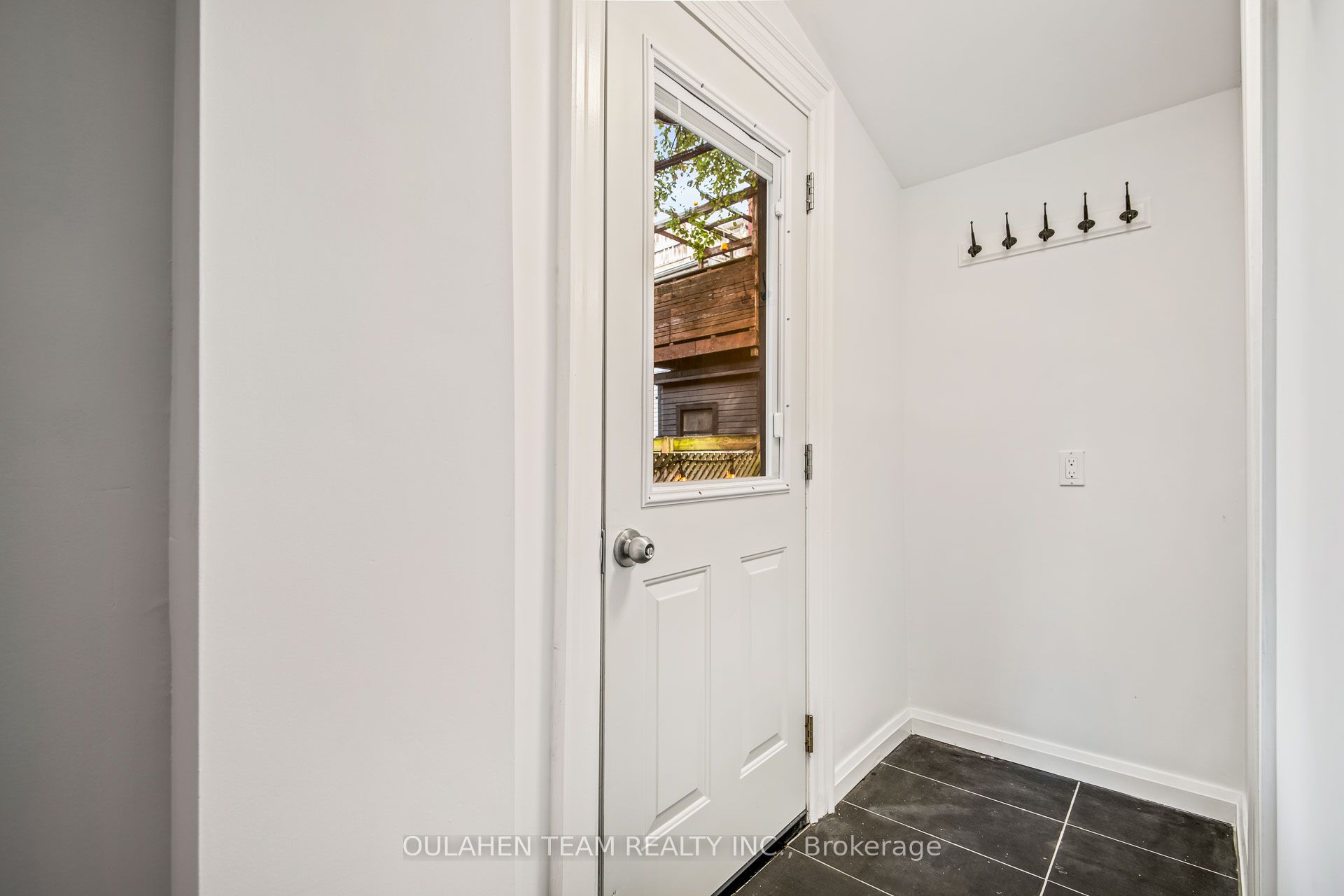 115 Gore Vale Avenue