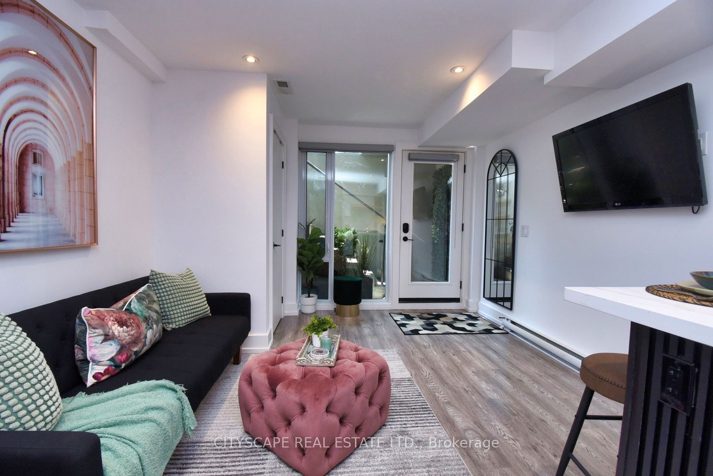 703 Markham Street, #B