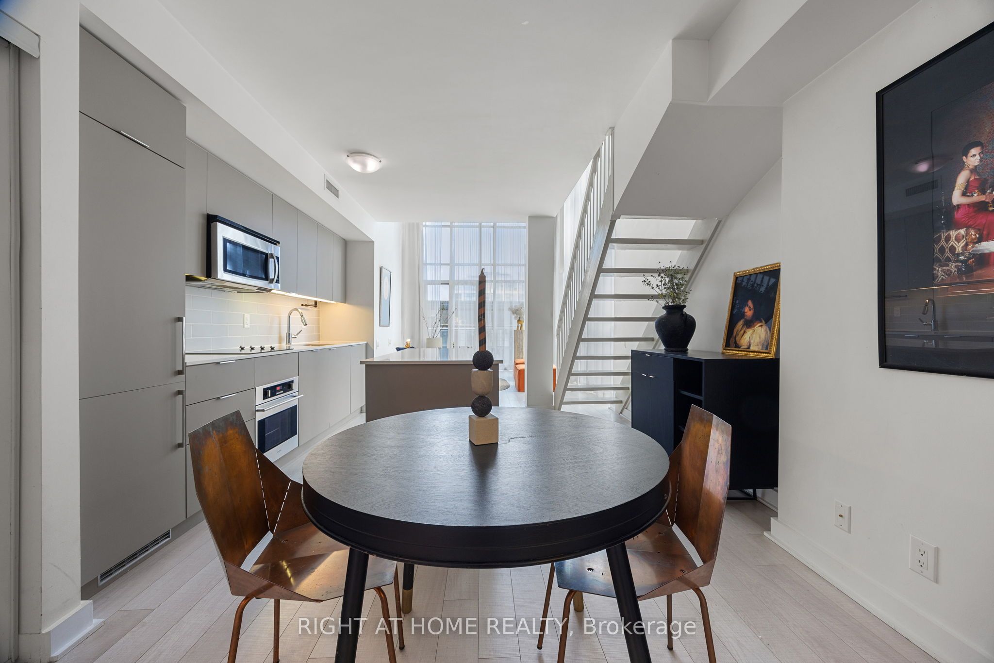 5 Hanna Avenue #426