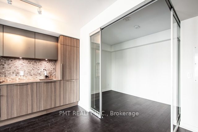 85 Wood Street #1617