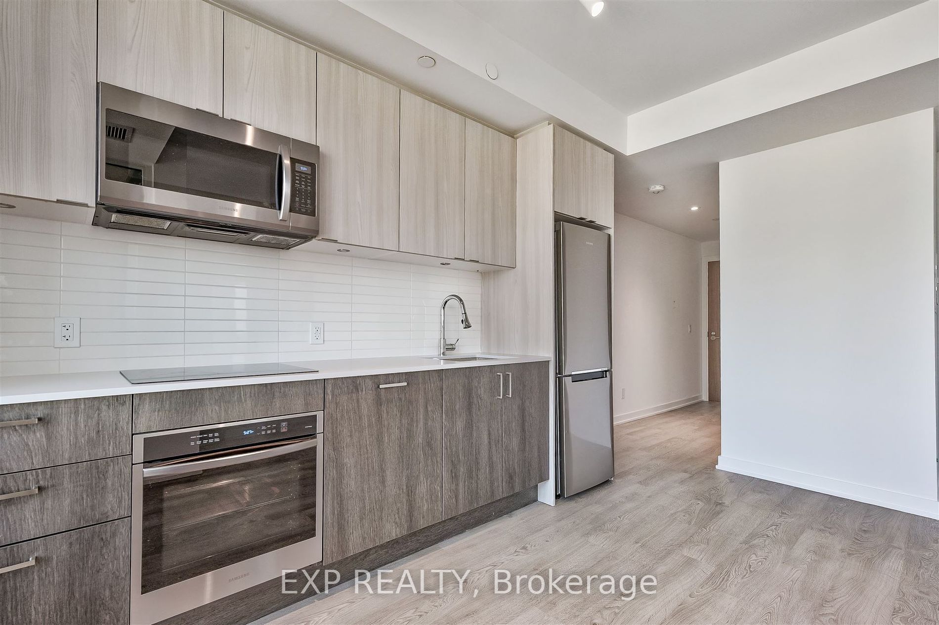1926 Lakeshore Boulevard W #2216