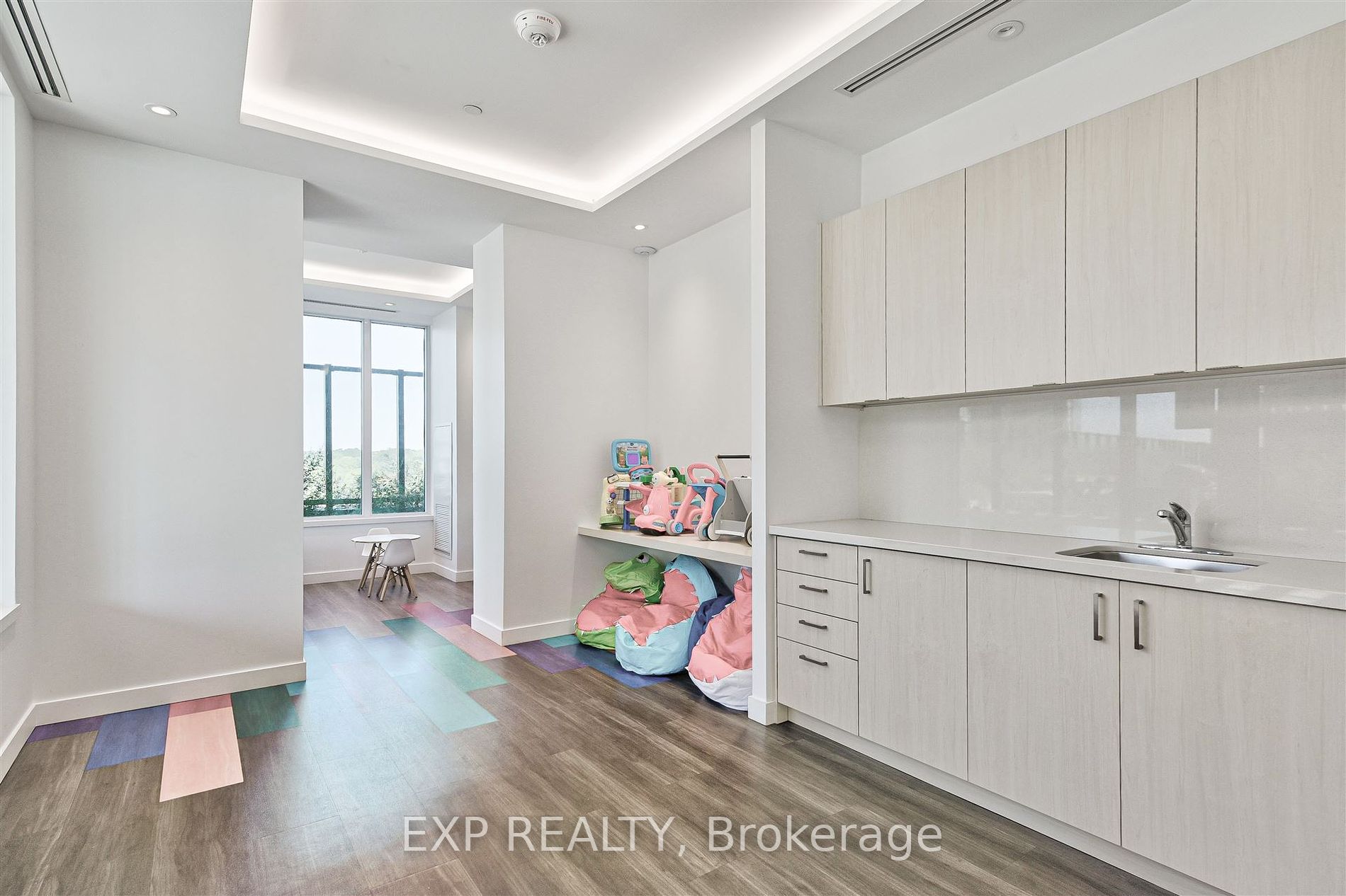 1926 Lakeshore Boulevard W #2216
