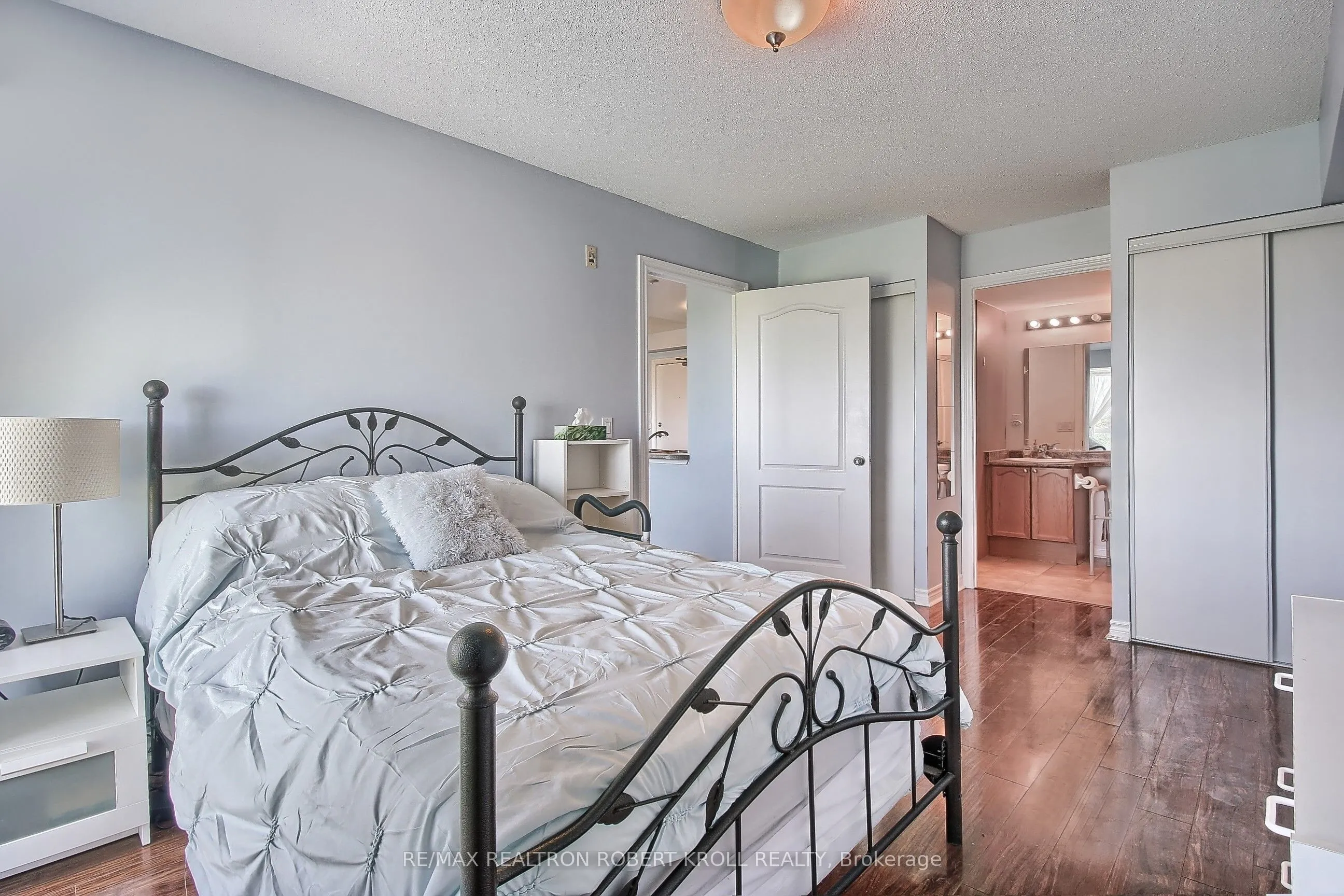 1030 Sheppard Avenue W, #402