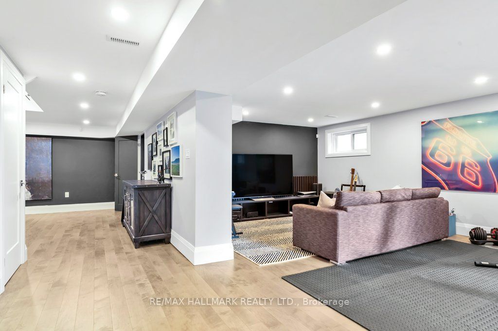 3 Averdon Crescent