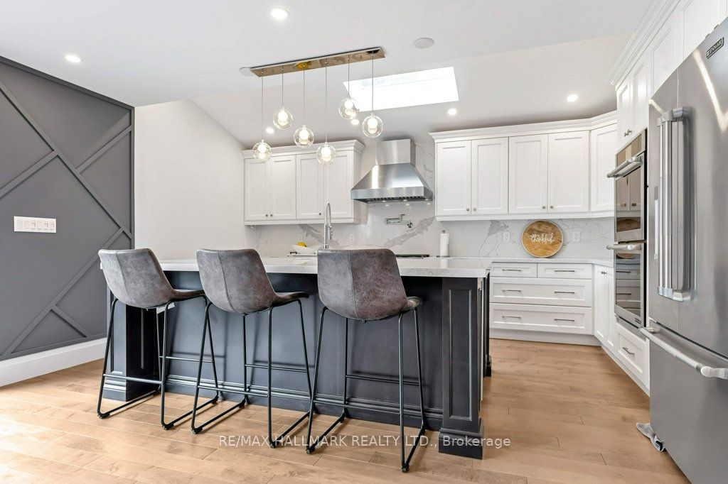 3 Averdon Crescent