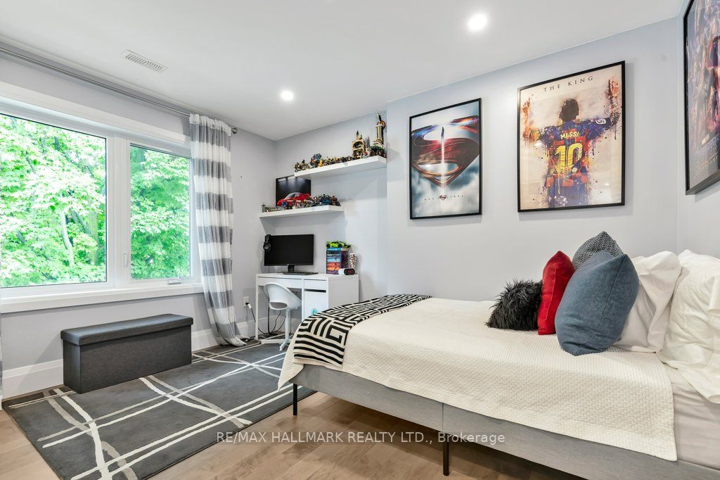 3 Averdon Crescent