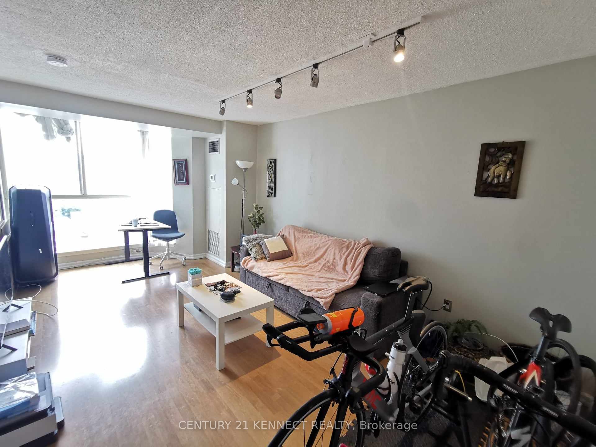 1055 Bay Street, #1904