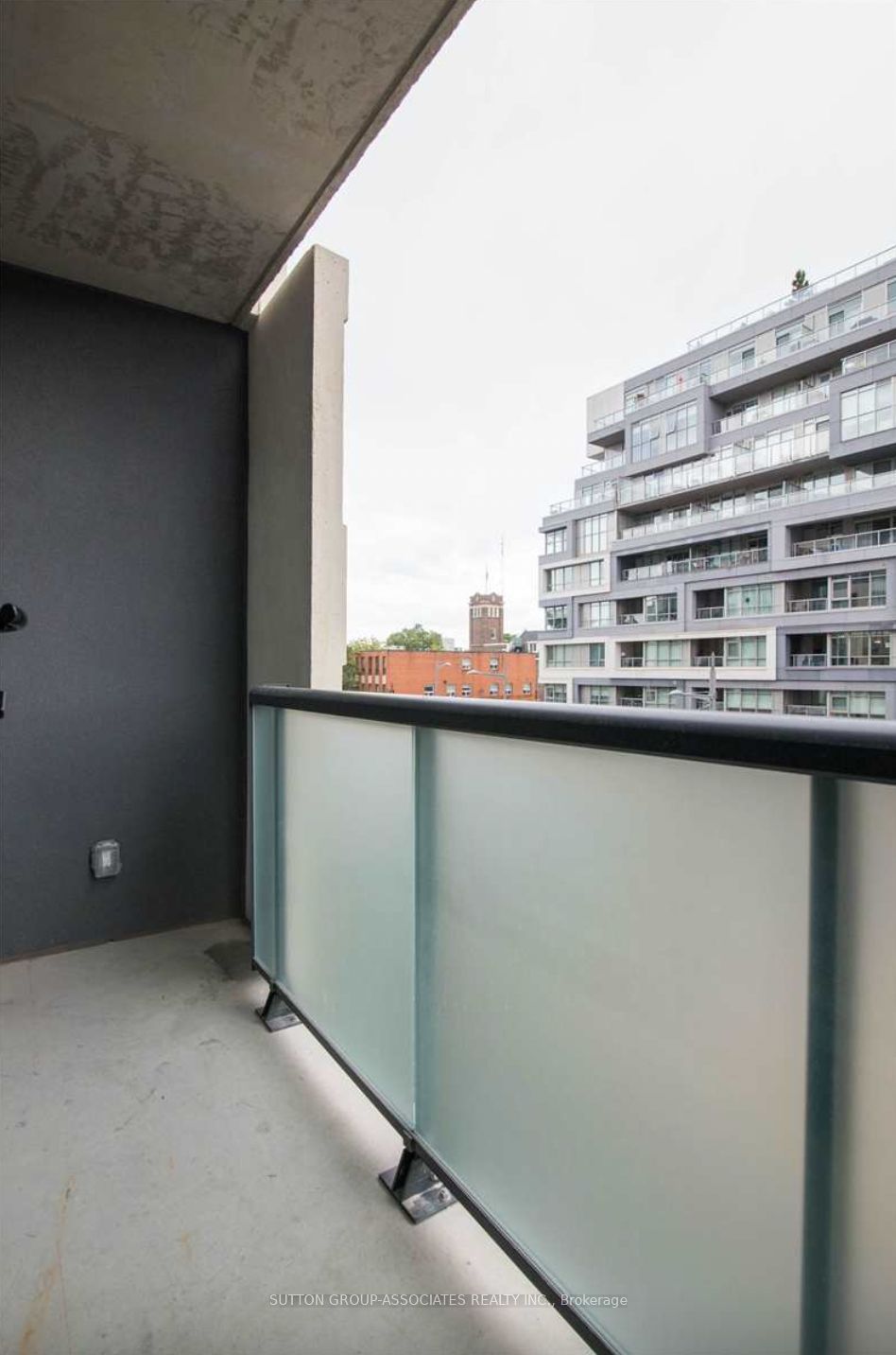 840 St Clair Avenue W, #416