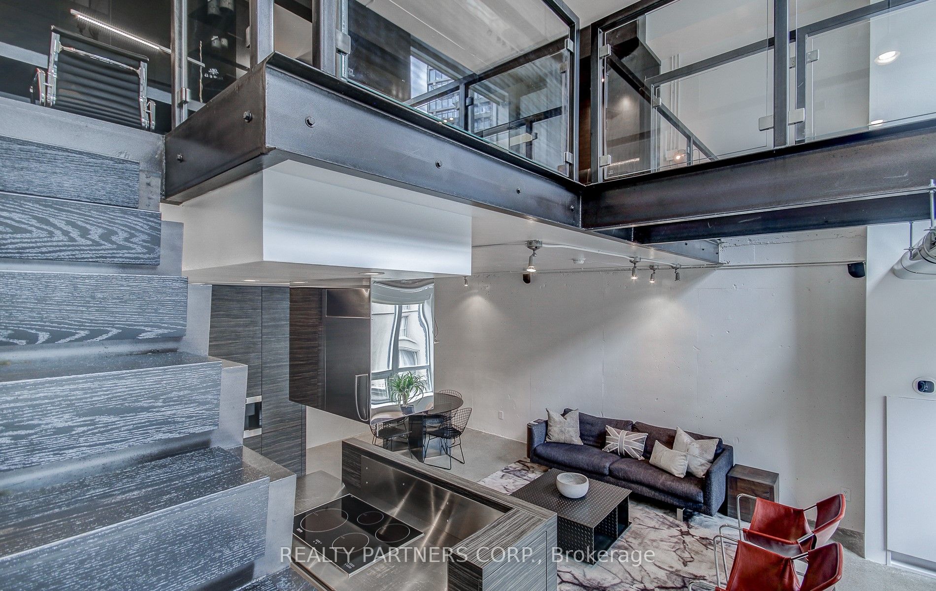 38 The Esplanade Avenue #419