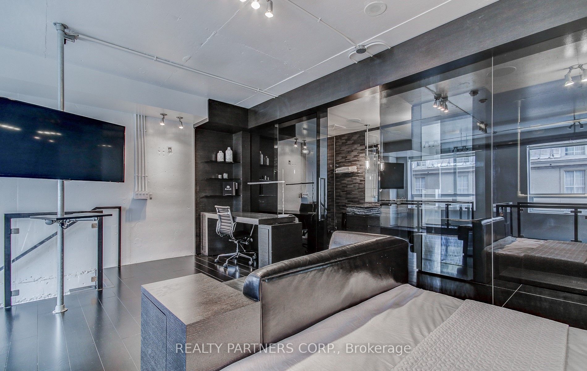 38 The Esplanade Avenue #419