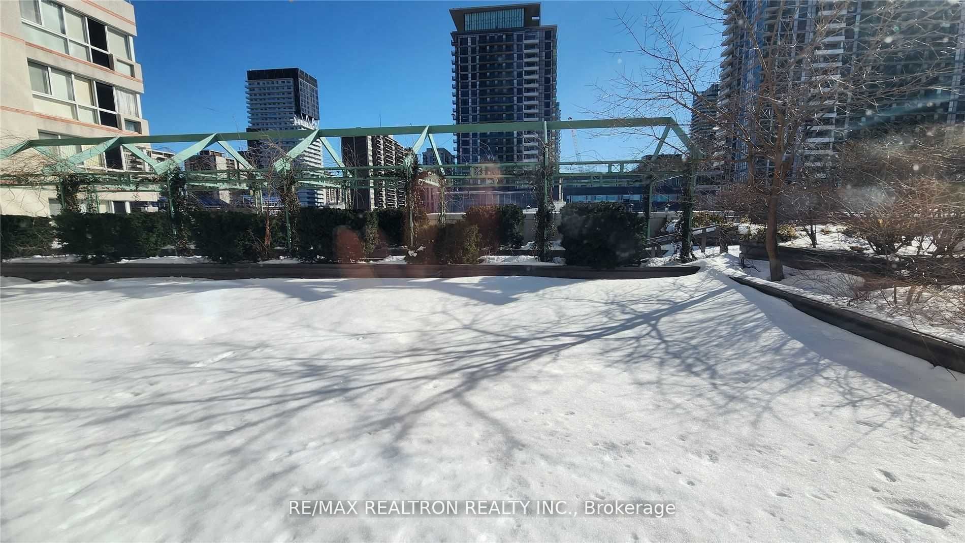 7 Broadway Avenue #211