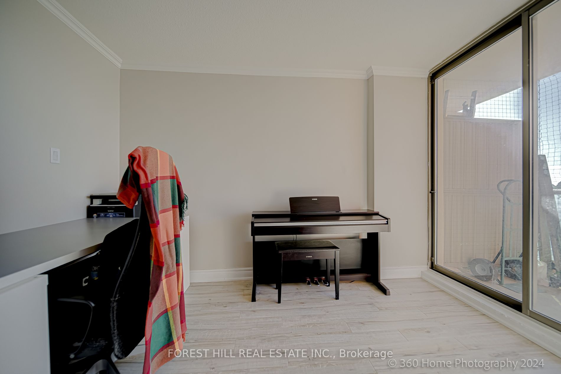 5949 Yonge Street, #803