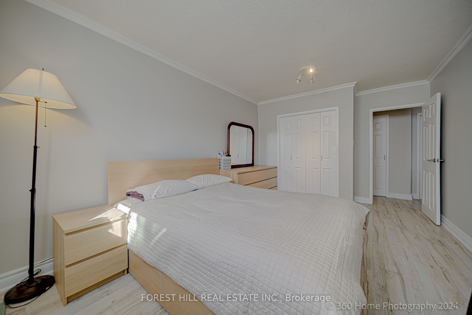 5949 Yonge Street, #803