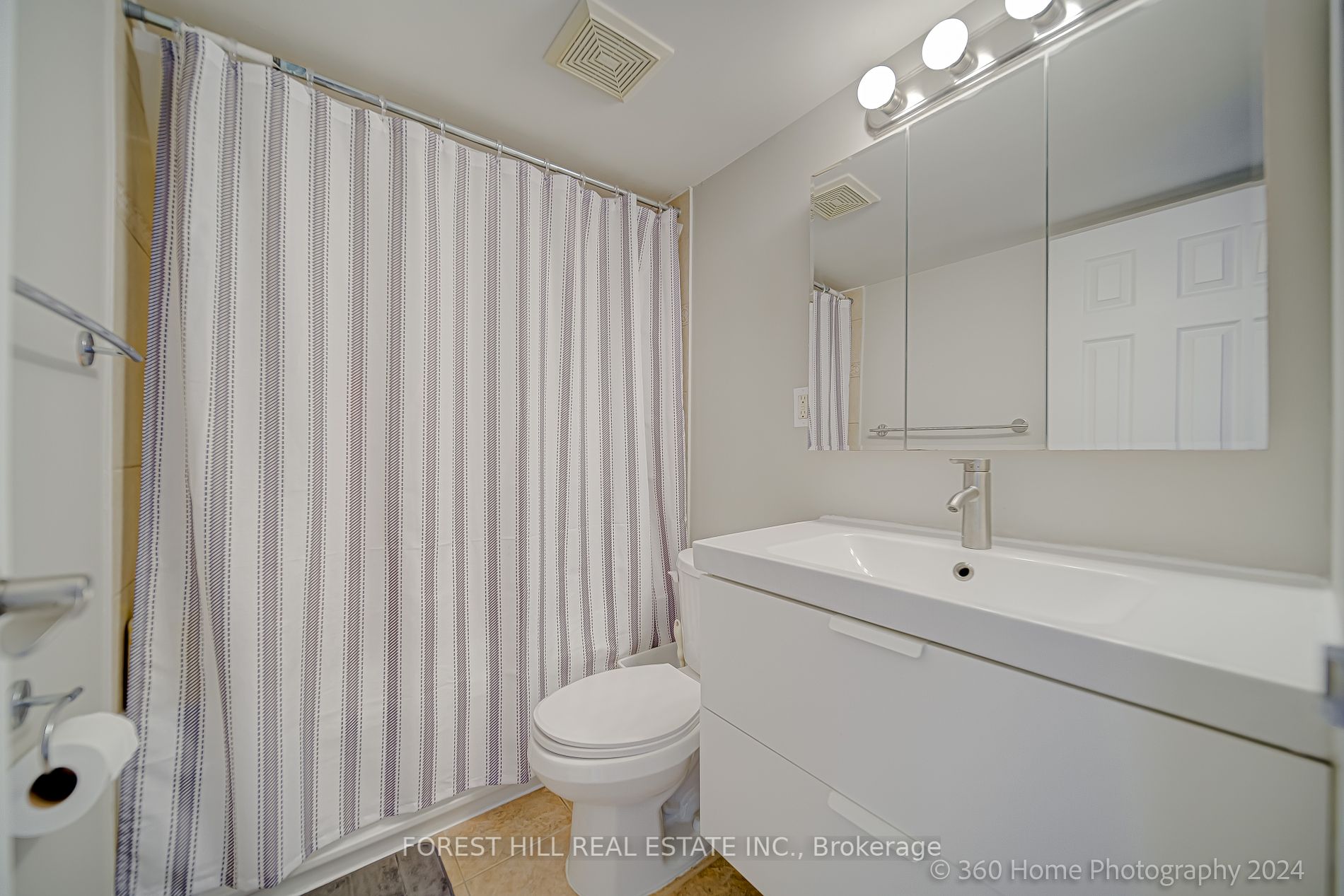 5949 Yonge Street, #803