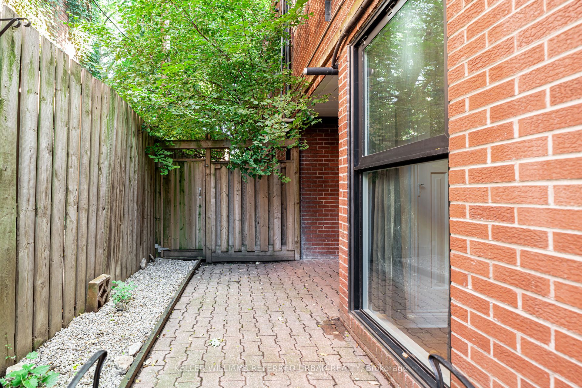 17 Pembroke Street #15