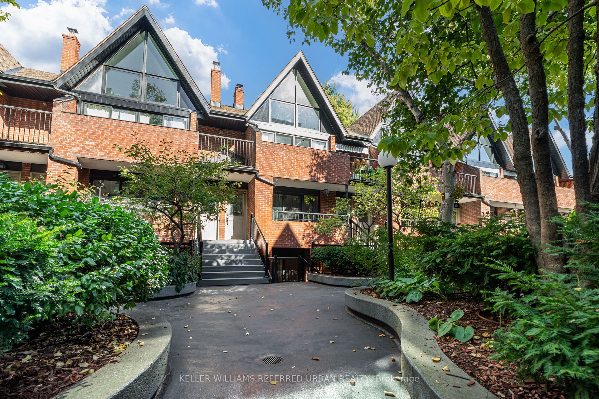 17 Pembroke Street #15