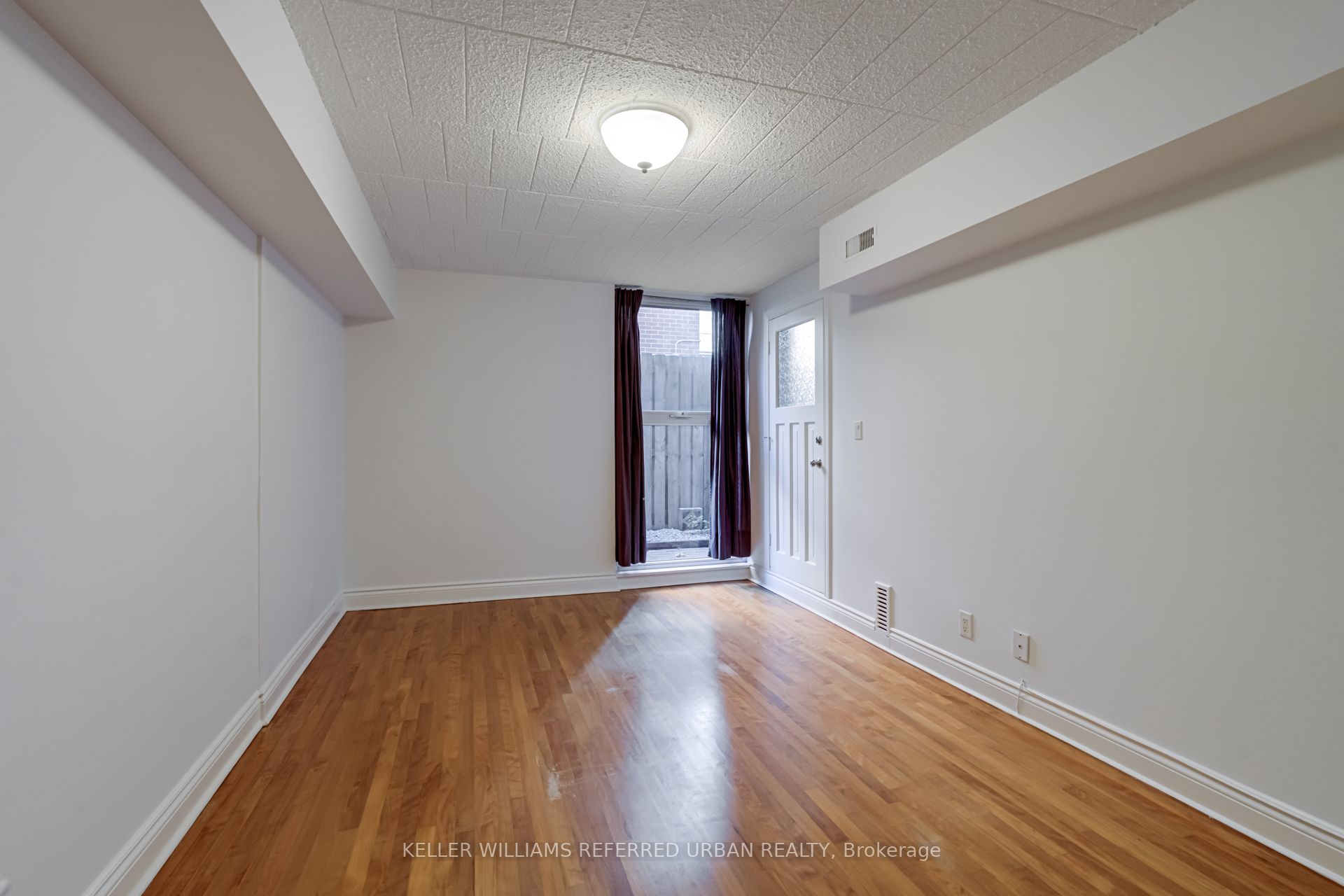 17 Pembroke Street #15