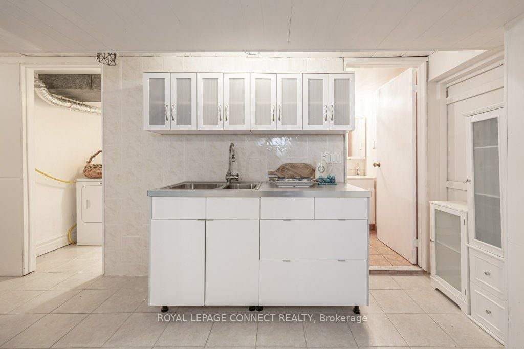 2 Ailsa Craig Court