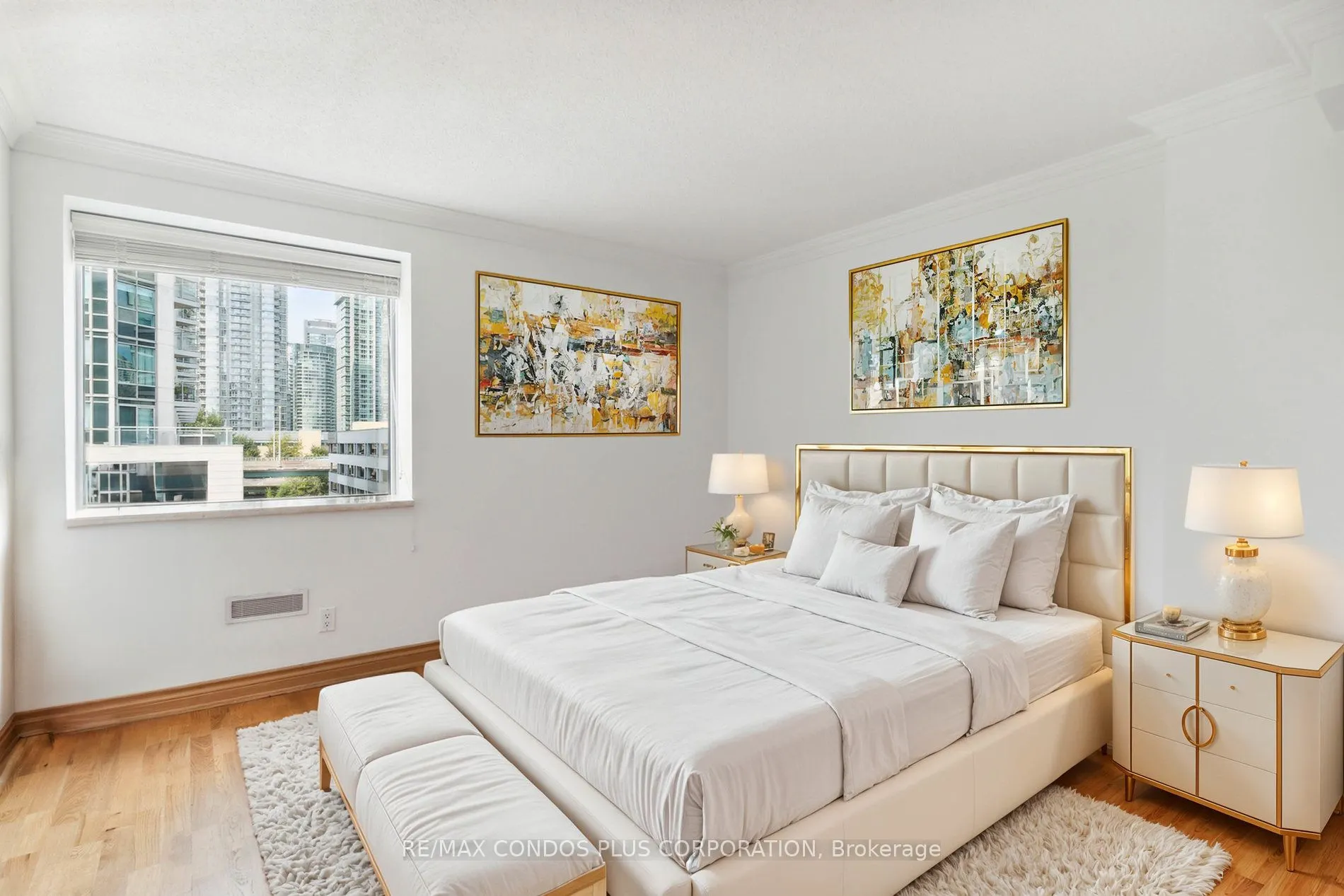401 Queens Quay W, #512