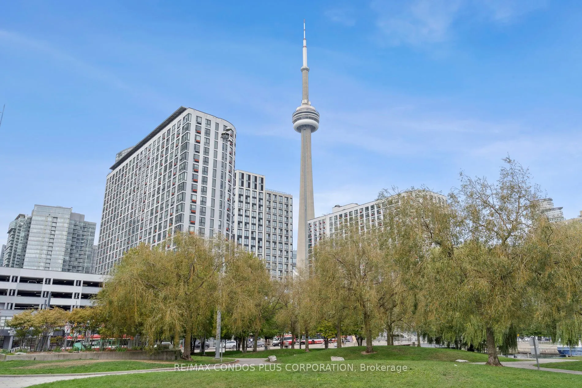 401 Queens Quay W, #512