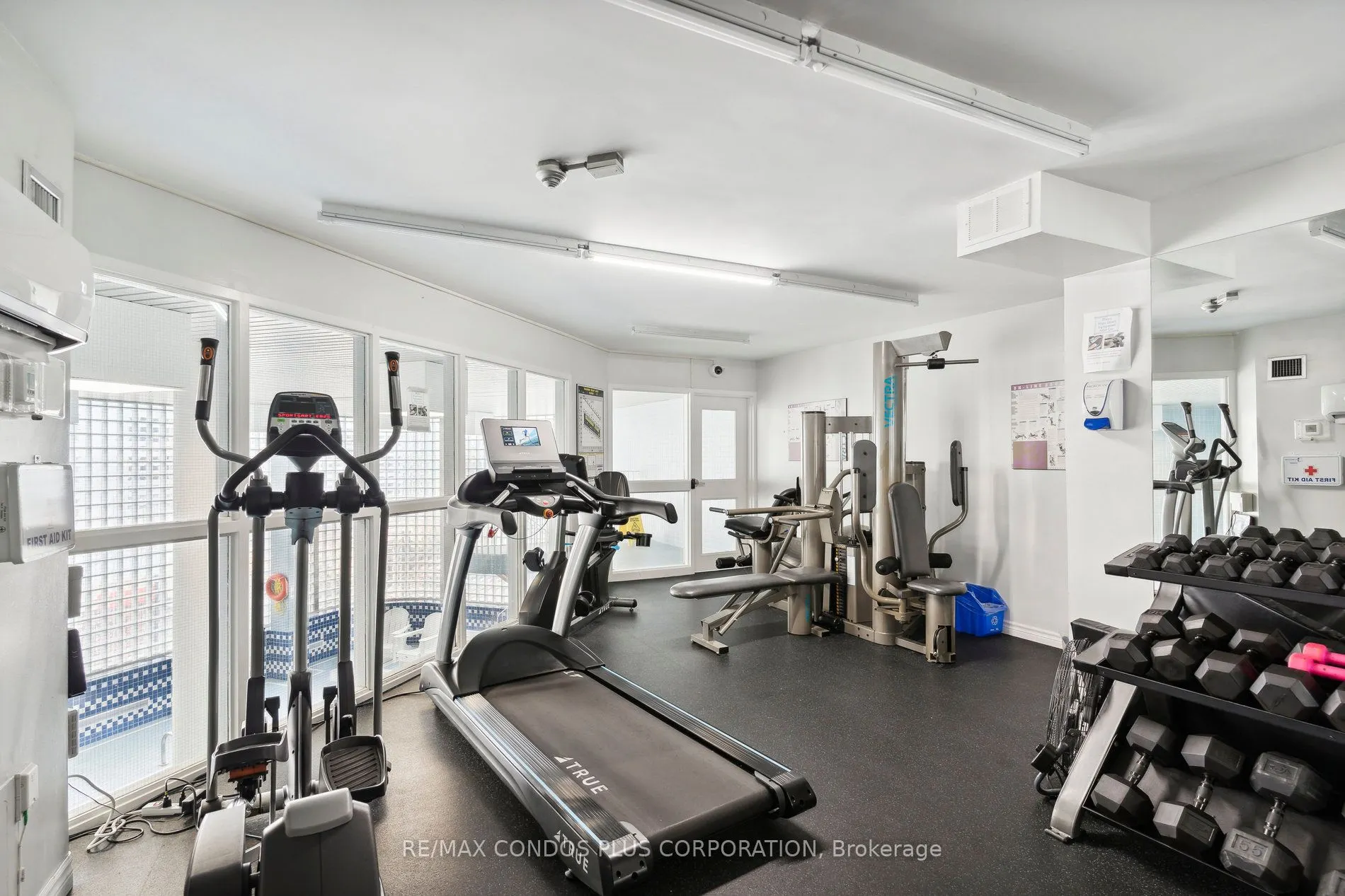 401 Queens Quay W, #512