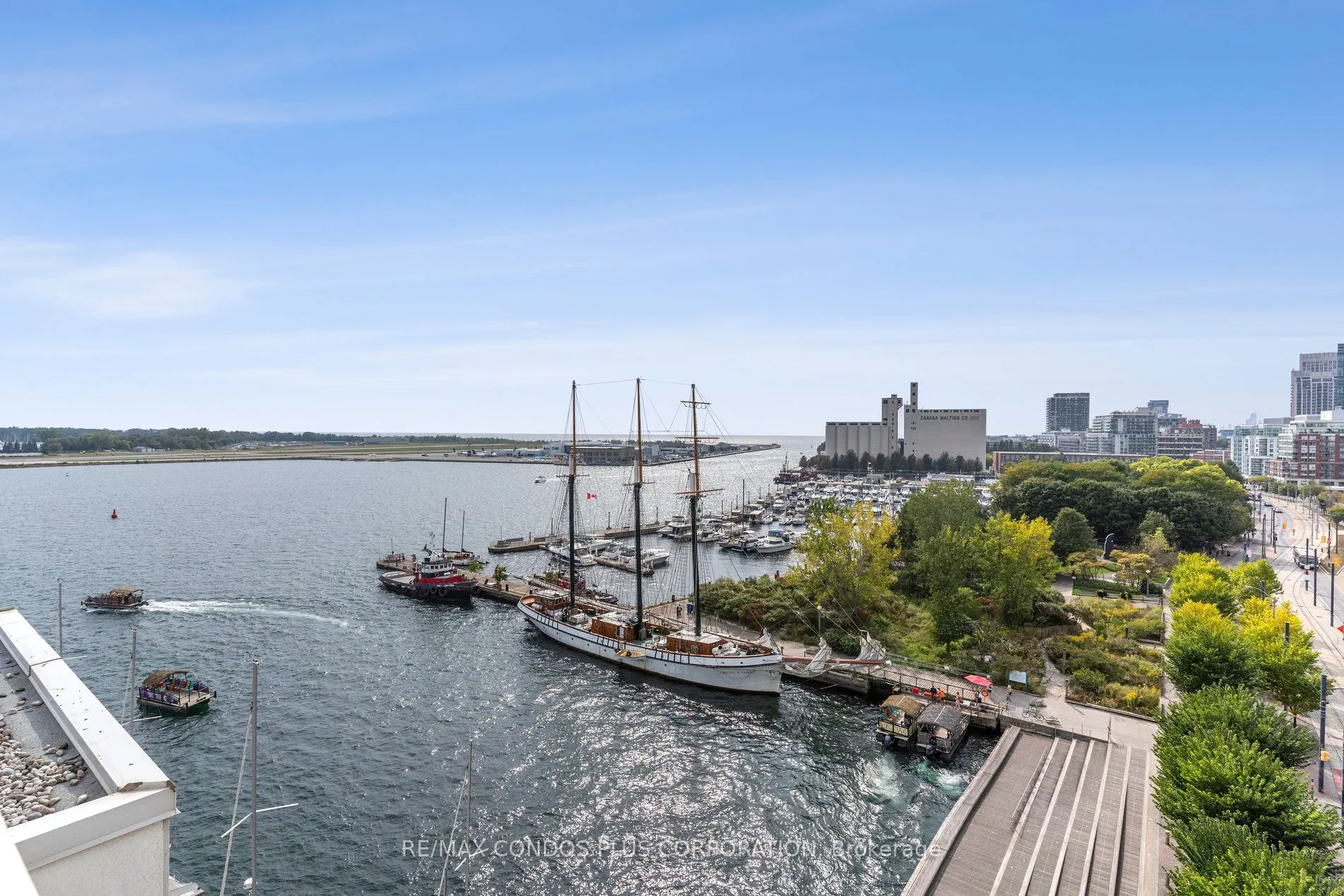 401 Queens Quay W, #512