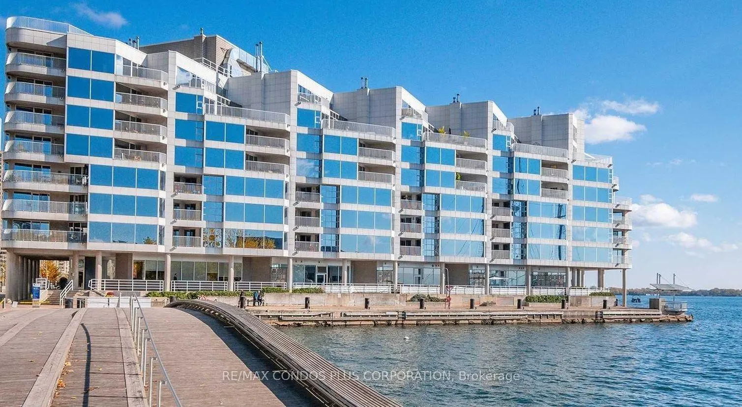 401 Queens Quay W, #512