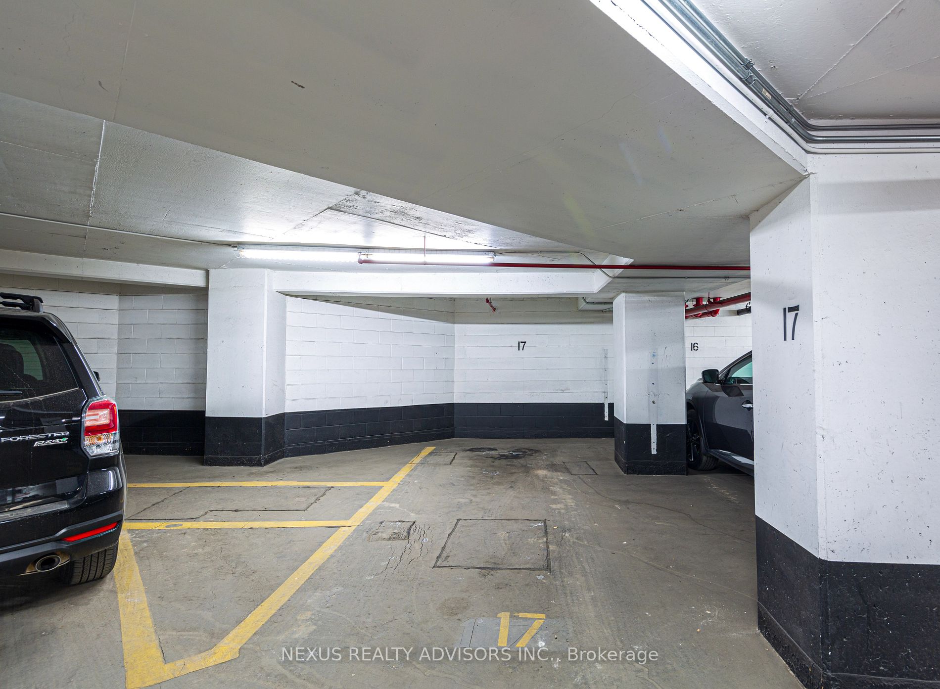 1001 Bay Street, #B 17