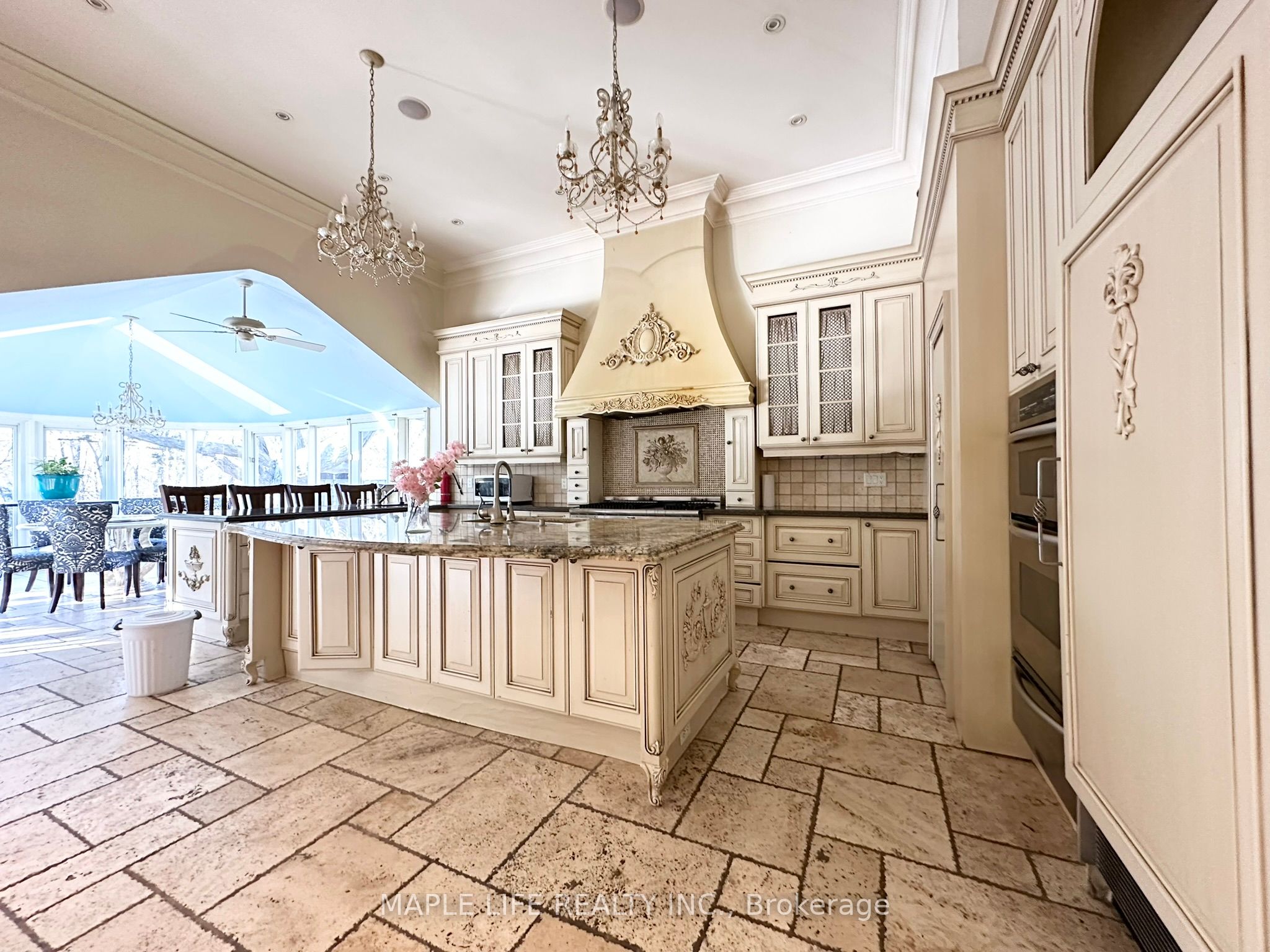 16 Brian Cliff Drive