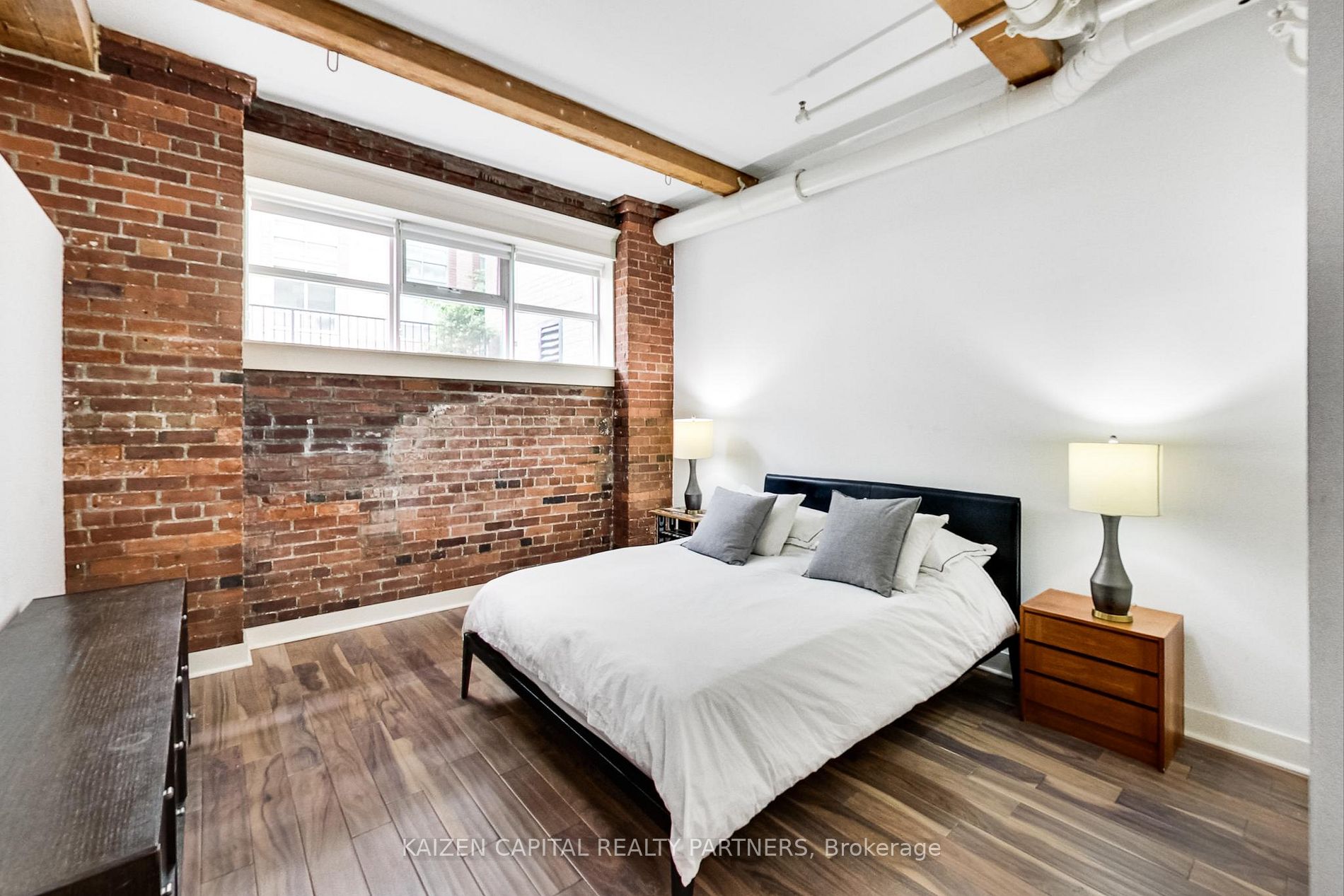 90 Sherbourne Street, #103