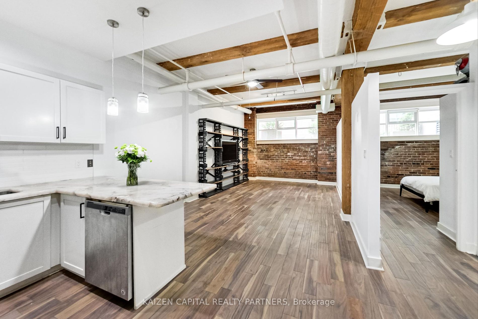 90 Sherbourne Street, #103