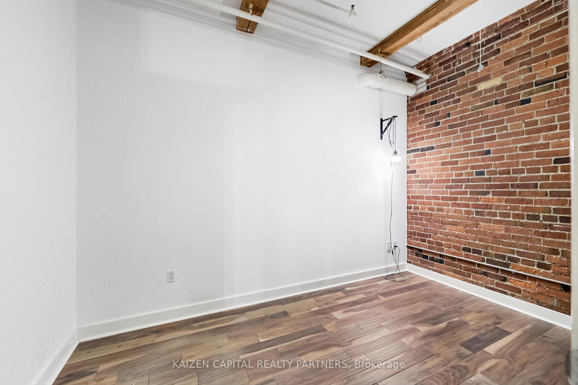 90 Sherbourne Street, #103