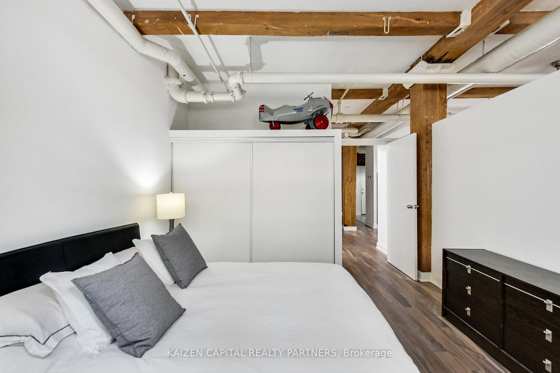 90 Sherbourne Street, #103